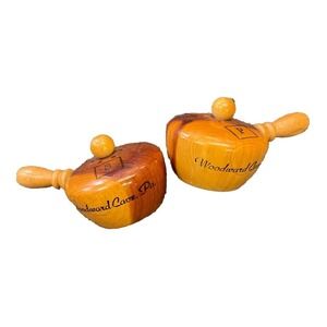 Woodward Cave PA Cooking Pot Shaped Salt And Pepper Shakers